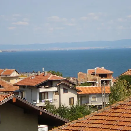 Къща за гости The Sunny Черноморец