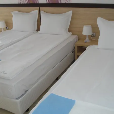 The Sunny Къща за гости