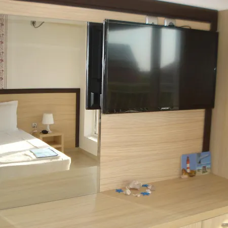 The Sunny Къща за гости 4*